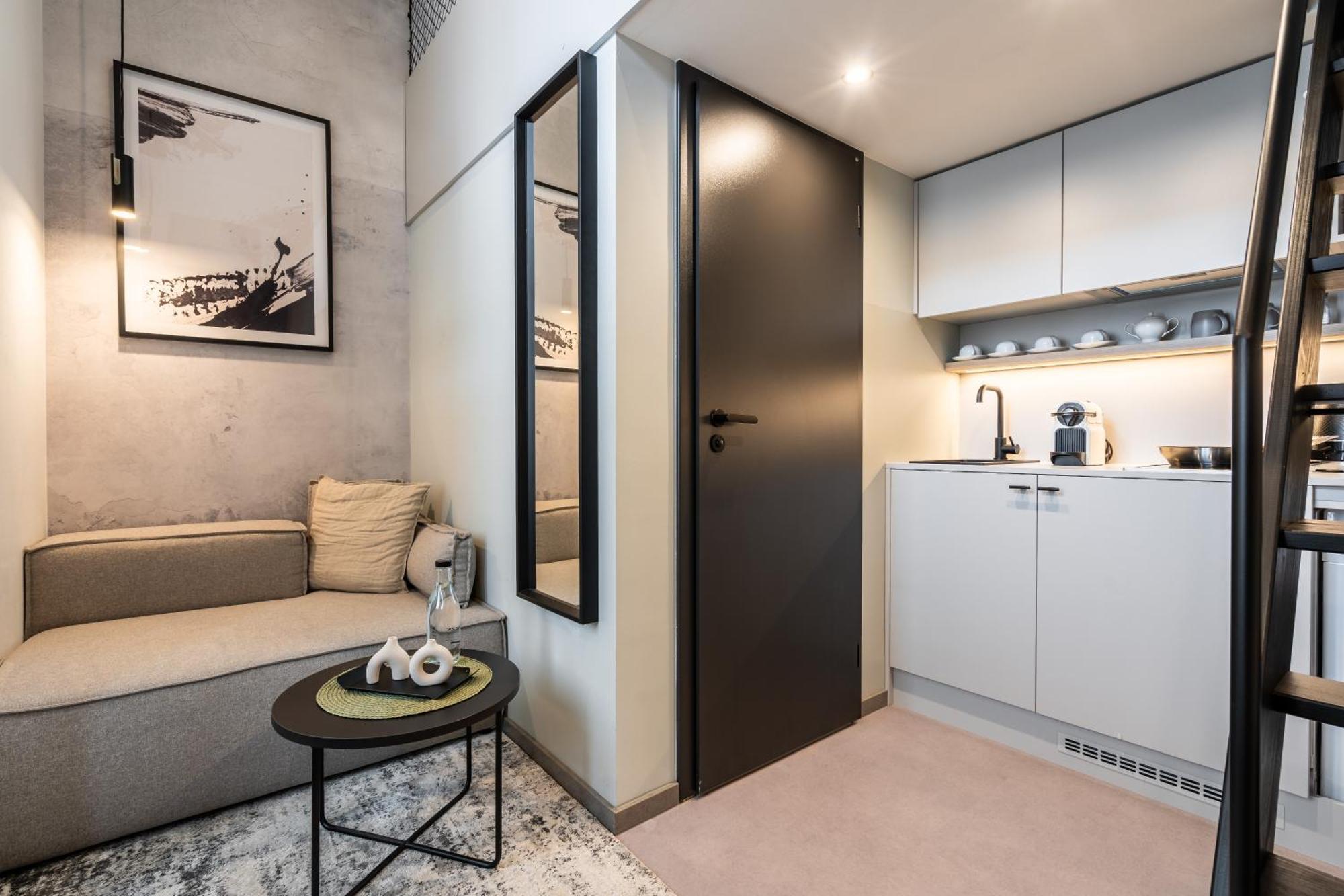 Honest Karlin Aparthotel Prague Room photo