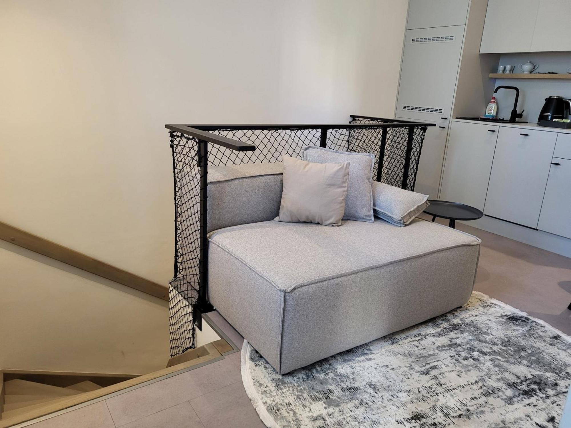 Honest Karlin Aparthotel Prague Room photo